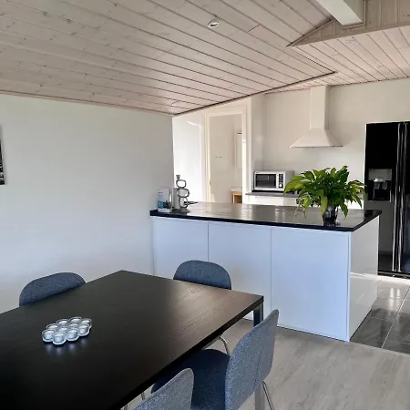 Feriehygge Hele Aret I Flot Feriehus *